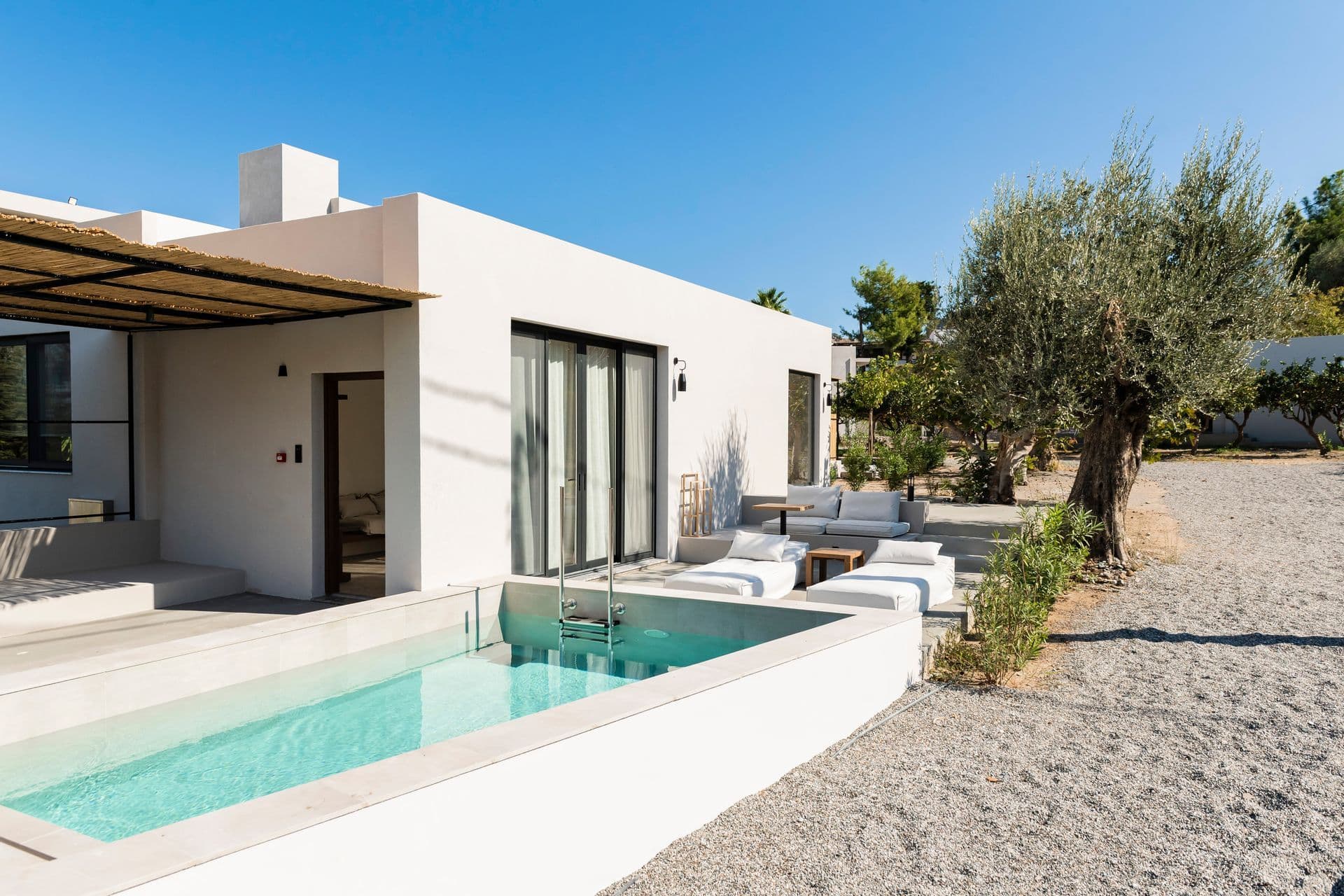 'Olive' Suite with Private Pool - Photo 2