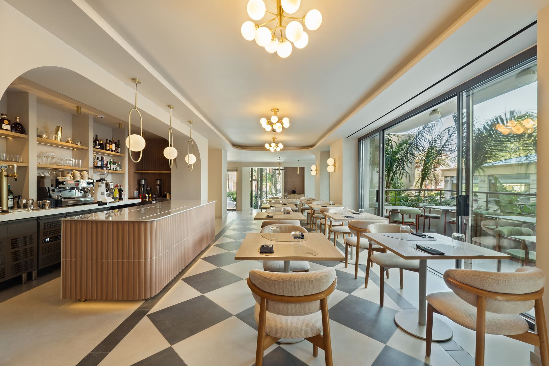 Hundred Restaurant Image