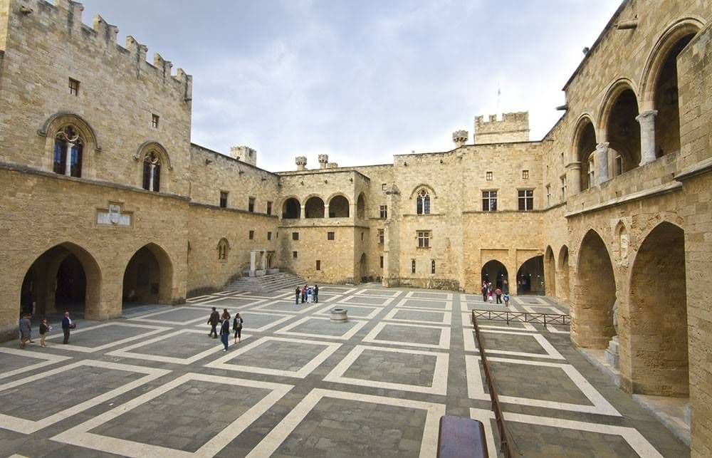 Private Tours image